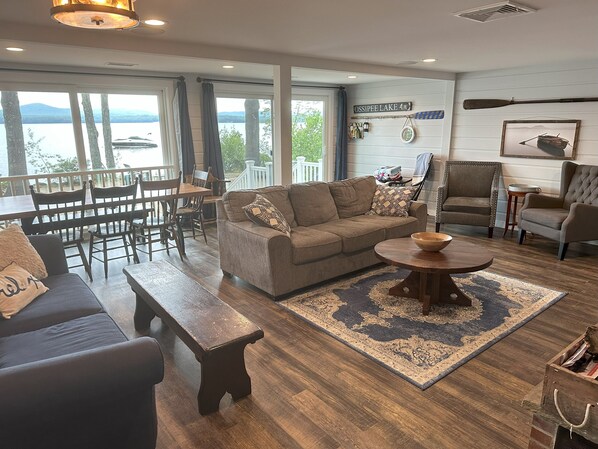 Smart TV, fireplace, books