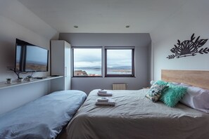 Apartment, Mountain View (Finisterre A)