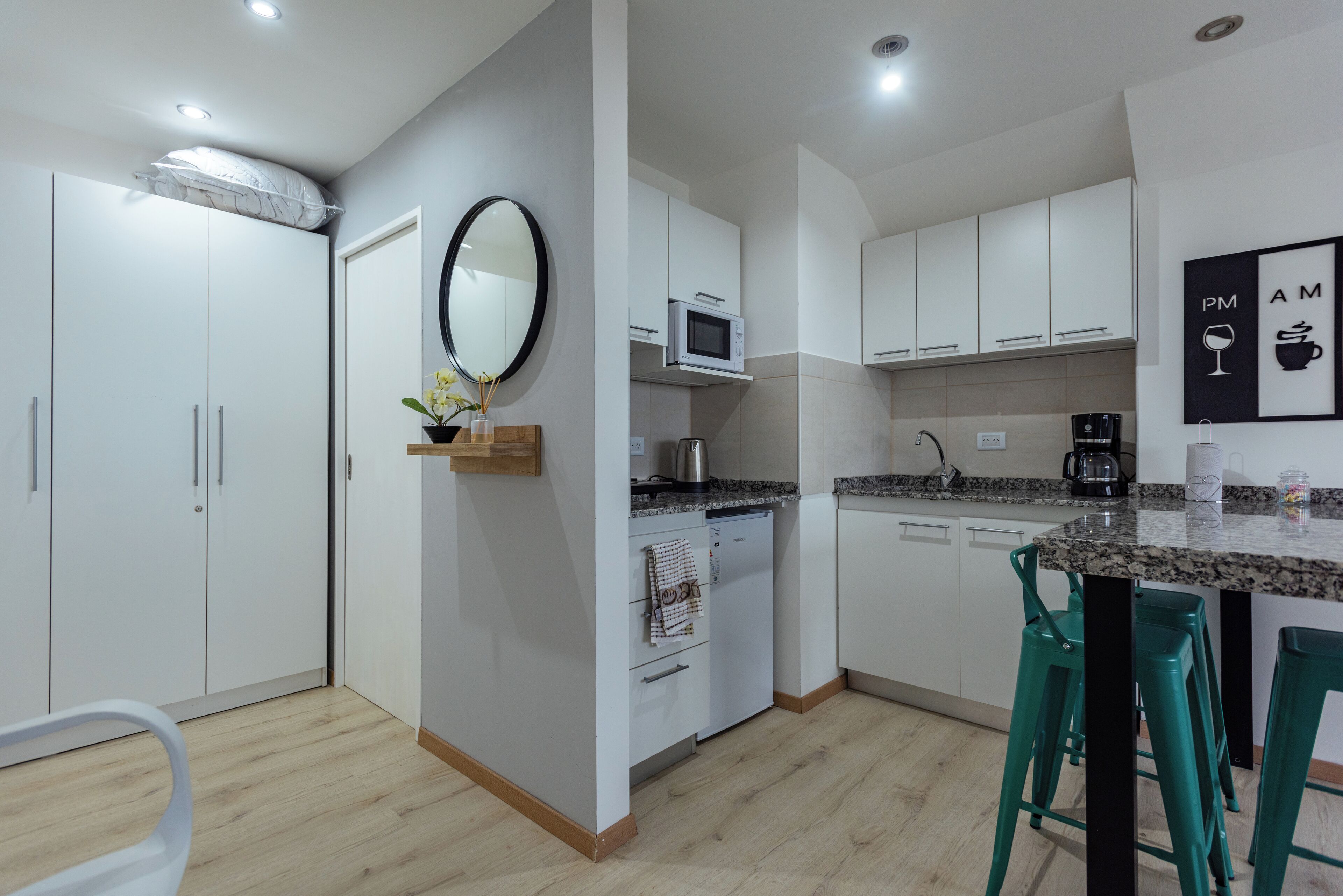 Apartment, Mountain View (Finisterre A) | Private kitchen | Full-sized fridge, microwave, oven, stovetop