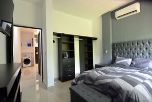 1 bedroom, iron/ironing board, WiFi