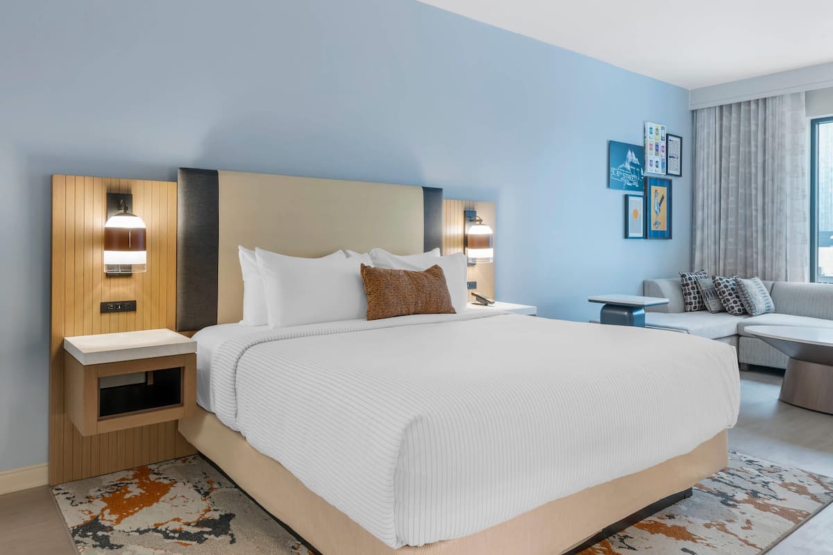 Room, 1 King Bed with Sofa bed, Non Smoking | Desk, laptop workspace, iron/ironing board, travel crib