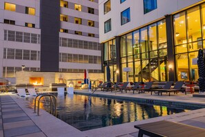 Outdoor pool, open 7:00 AM to 10:00 PM, cabanas (surcharge) - Cambria Hotel Austin Downtown (Austin)