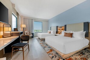 Desk, laptop workspace, iron/ironing board, free WiFi - Cambria Hotel Austin Downtown (Austin)