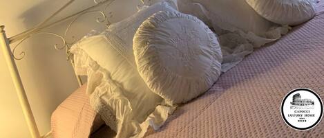 1 makuuhuone, vauvan matkasänky, Wi-Fi, vuodevaatteet