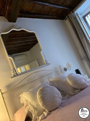 1 Schlafzimmer, Reisekinderbett, WLAN, Bettwäsche