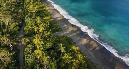 Casa Azul beach house with A/C