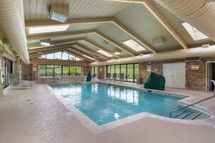 Una piscina techada