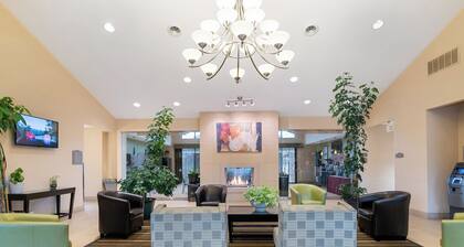 Antioch Hotel & Suites