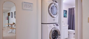 Spacious  - 3 miles from Downtown WW, 1 Mile to WWU, Great for traveling workers