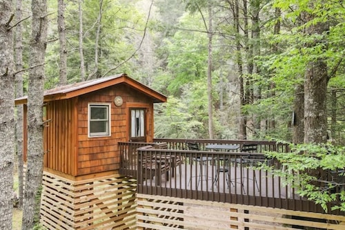 Riverbright Treehouse on the Toccoa