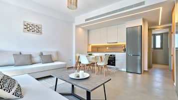 Deluxe Apartment | Living area