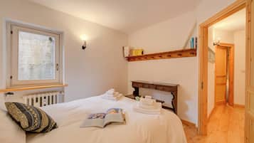 Family Apartment, Multiple Bedrooms (Appartamento La Marmotta Mountain) | View from room