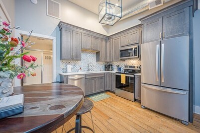 Galena Luxury Rental Suite 200 Downtown w/parking