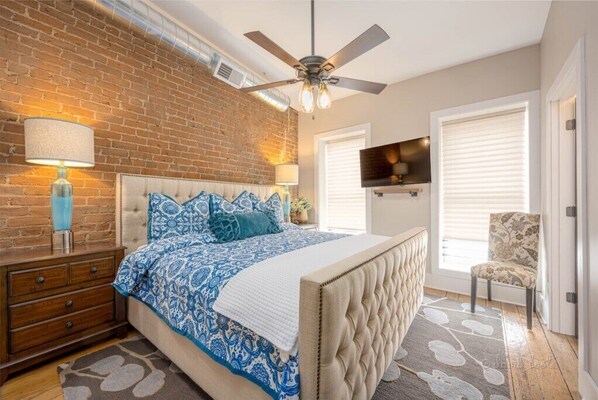 1 habitación, tabla de planchar con plancha, wifi y ropa de cama 