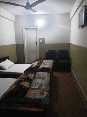 Soundproofing, iron/ironing board, free WiFi