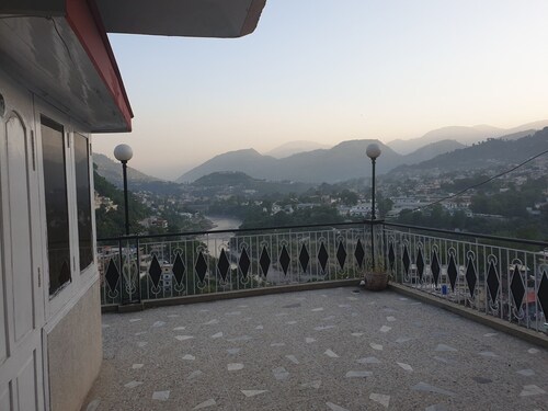 Shalimar Hotel Muzaffarabad
