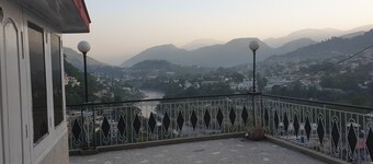 Shalimar Hotel Muzaffarabad