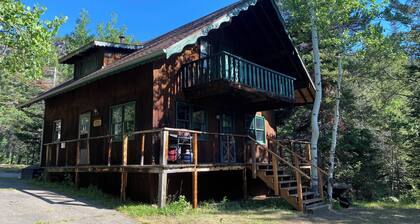 Two story cabin located in Peaceful Valley, close to national parks.