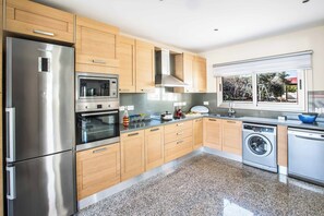 Villa (4 Bedrooms) | Interior - Villa Delfini 1 (Paralimni)