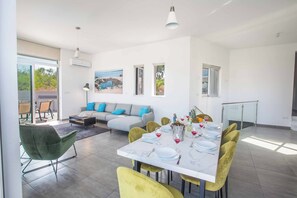 Villa (5 Bedrooms) | Innenbereich