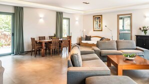 Huvila (3 Bedrooms) | Sisätilat