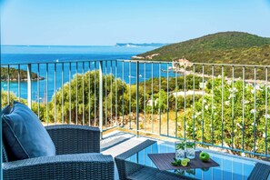 Villa (3 Bedrooms) | Außenbereich