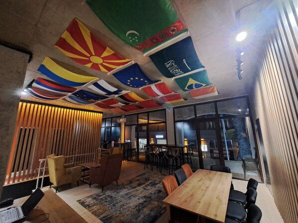 Living area - Karvi Hostel & Suites (Batumi)