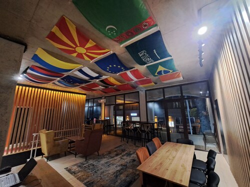  Karvi Hostel & Suites