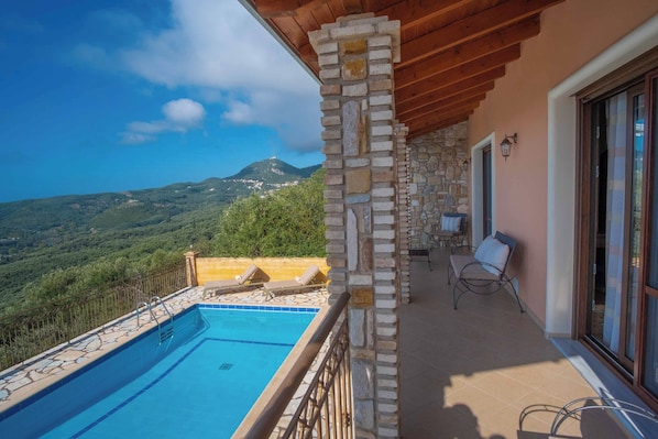 Villa (3 Bedrooms) | Exterior