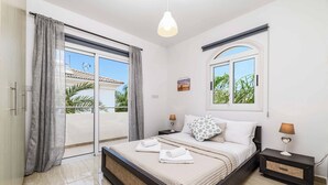 Interior - Villa Clementine (Paralimni)
