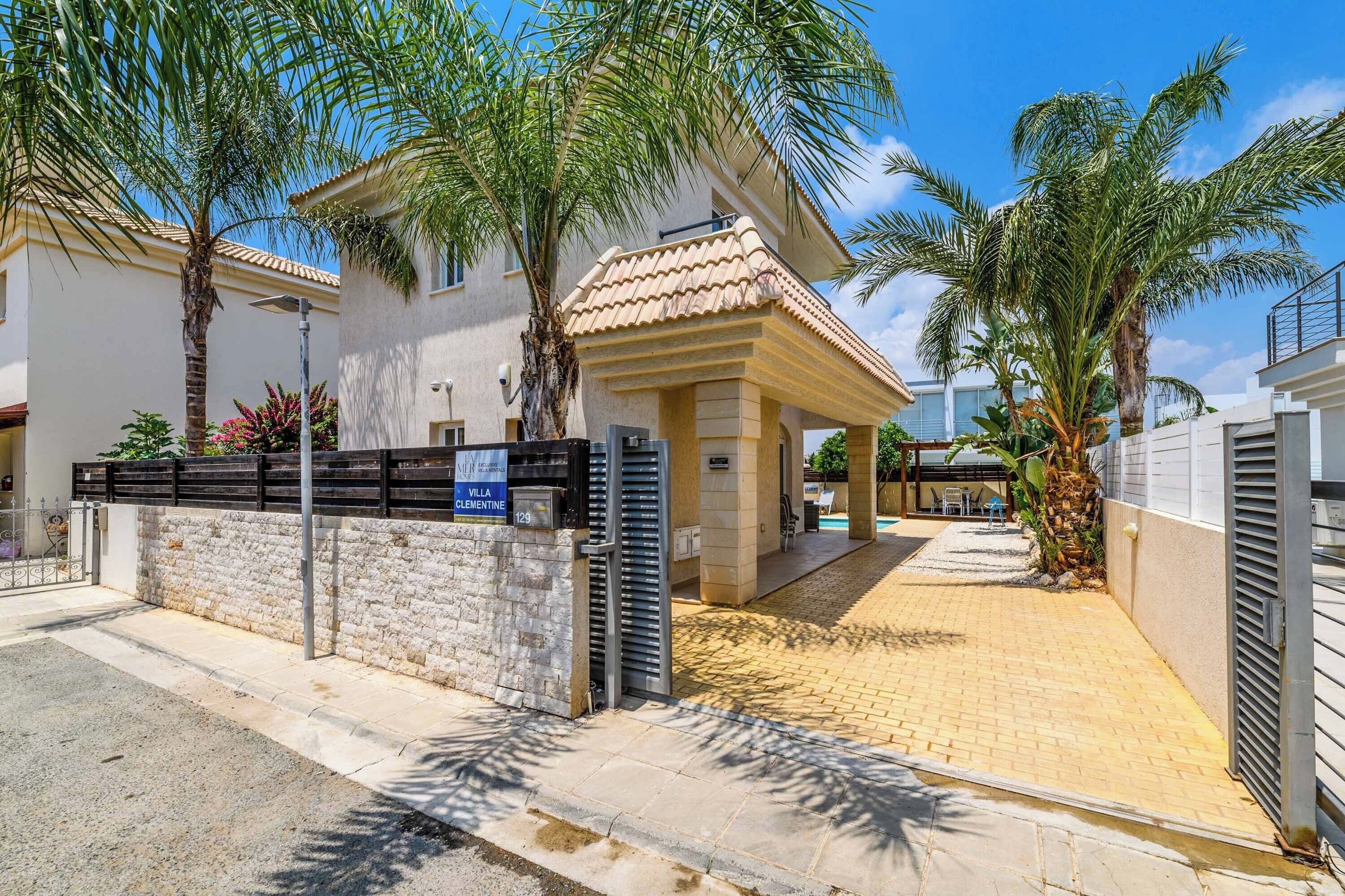 Villa (2 Bedrooms) | Exterior