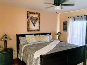 4 室のベッドルーム、WiFi、ベッドシーツ