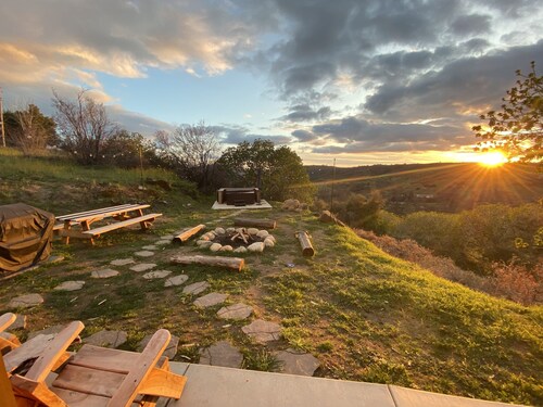 Walnut Cottage-Grants Grove Sequoia