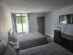 Economy Double Room | Desk, laptop workspace, free WiFi, bed sheets - Heritage PLACE HOTEL IUKA (Iuka)