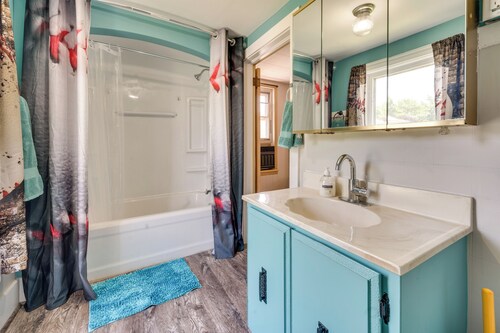 Cozy Iowa Getaway w/ Patio & Fenced-In Yard!