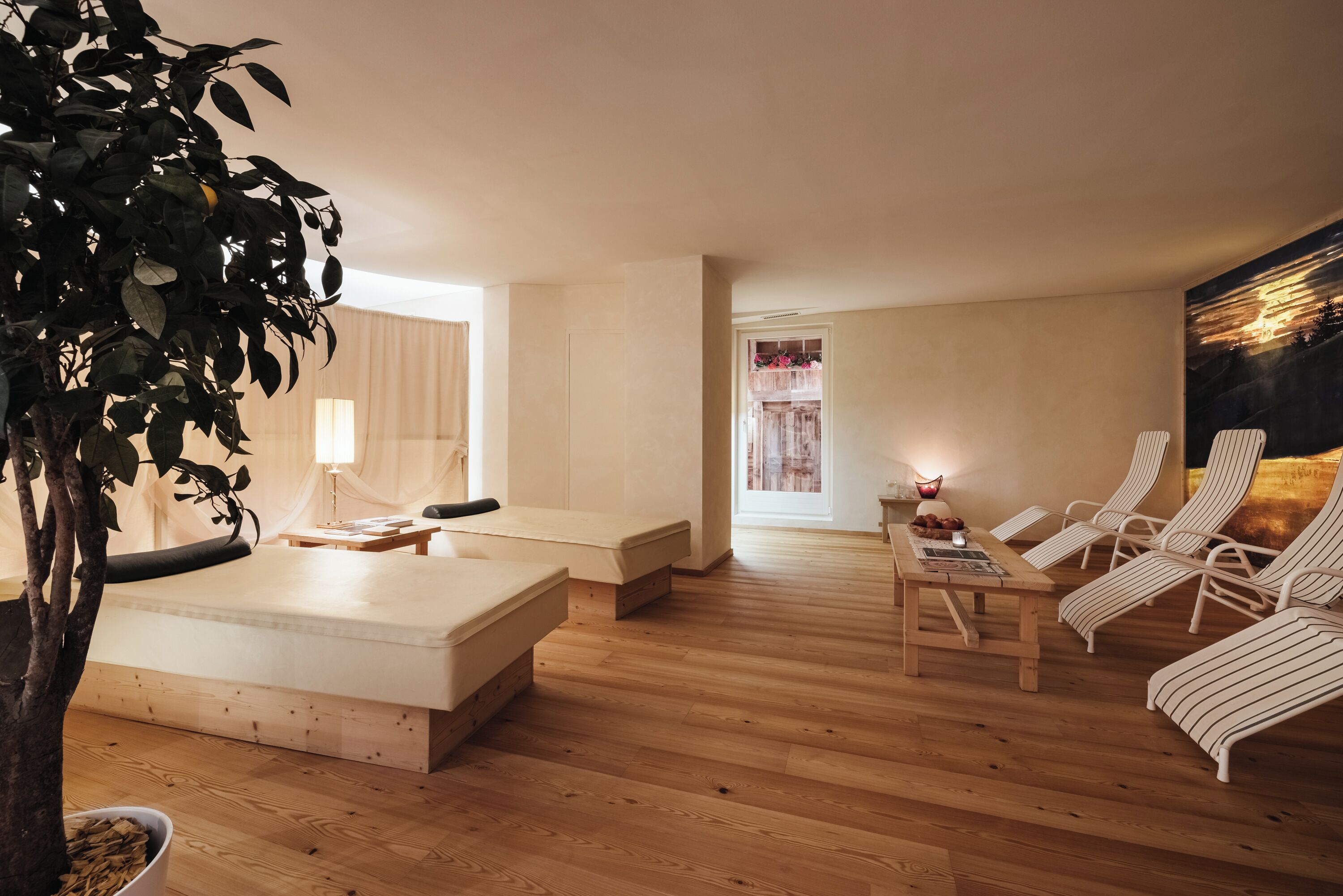 Sauna, steam room