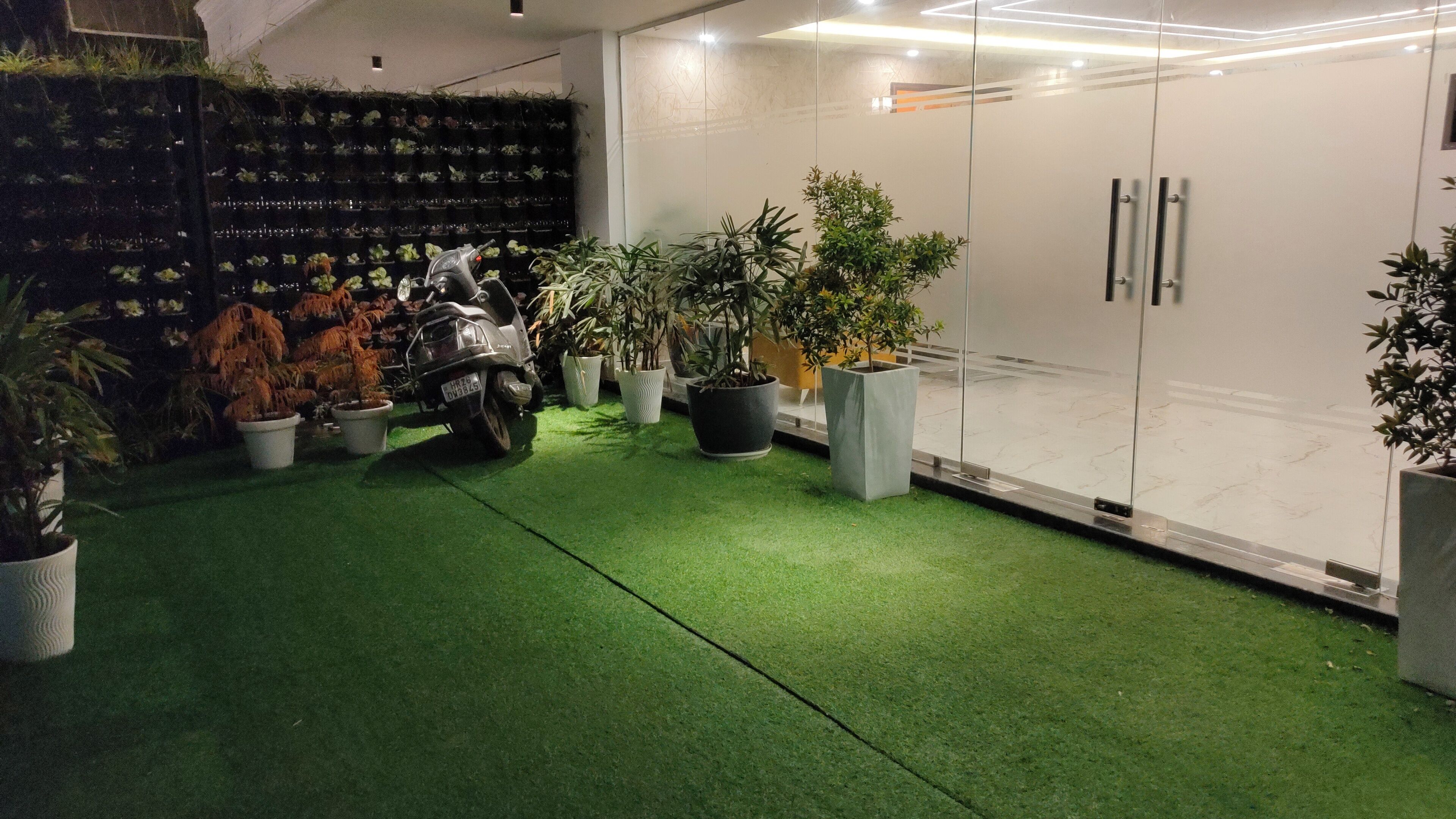 Children’s play area – outdoor
