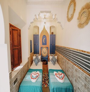 Economy Double Room | Free WiFi, bed sheets - Riad Karim (Marrakech)