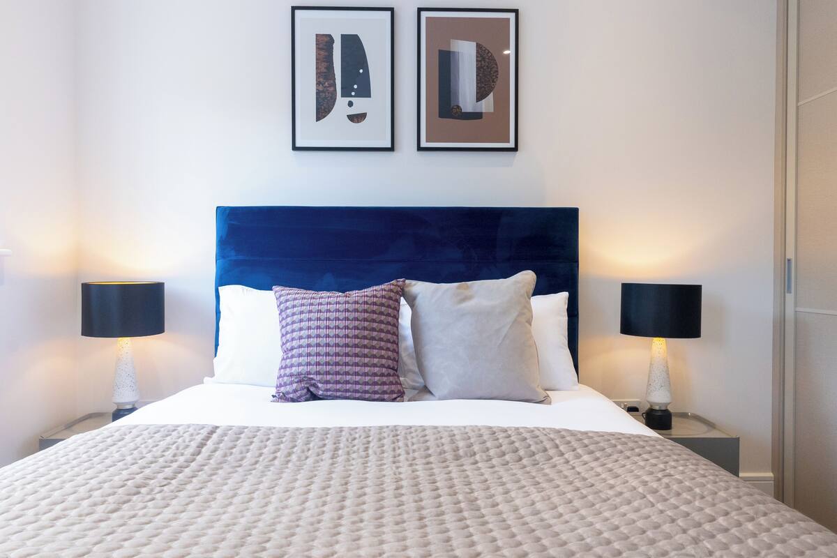 Hypo-allergenic bedding available, iron/ironing board