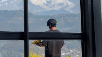 Deluxe Twin Room | Free WiFi