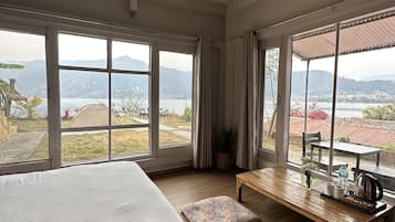 Deluxe Twin Room | Free WiFi