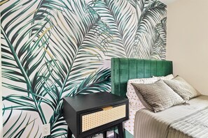 3 Schlafzimmer, Schreibtisch, Bügeleisen/Bügelbrett, kostenloses WLAN