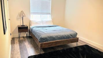 3 quartos, escrivaninha, Wi-Fi de cortesia, roupa de cama