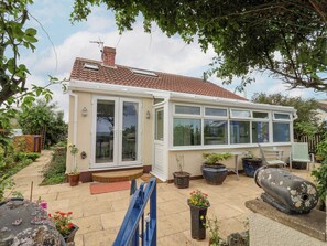 Exterior - Wavecrest (Hornsea)