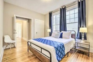 2 soveværelser, skrivebord, strygejern/strygebræt, Wi-Fi