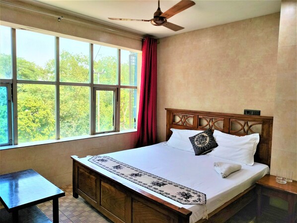 Escritorio y wifi gratis