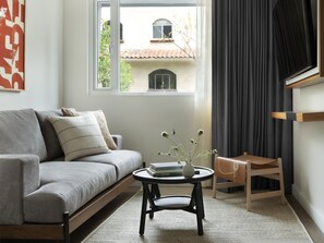 Studio Suite, Corner | 1 bedroom, premium bedding, down comforters, pillowtop beds - Kimpton Virgilio Polanco by IHG (Mexico City)