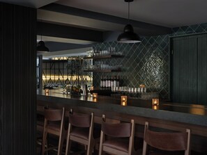 2 restaurants; lunch and dinner served - Kimpton Virgilio Polanco by IHG (Mexico City)
