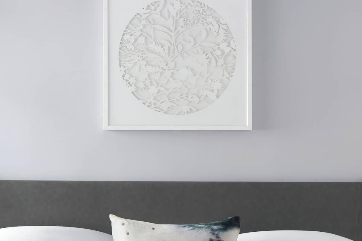 1 quarto, roupas de cama premium, edredons de pluma