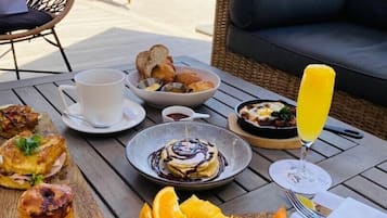Sarapan penuh setiap hari dengan fi